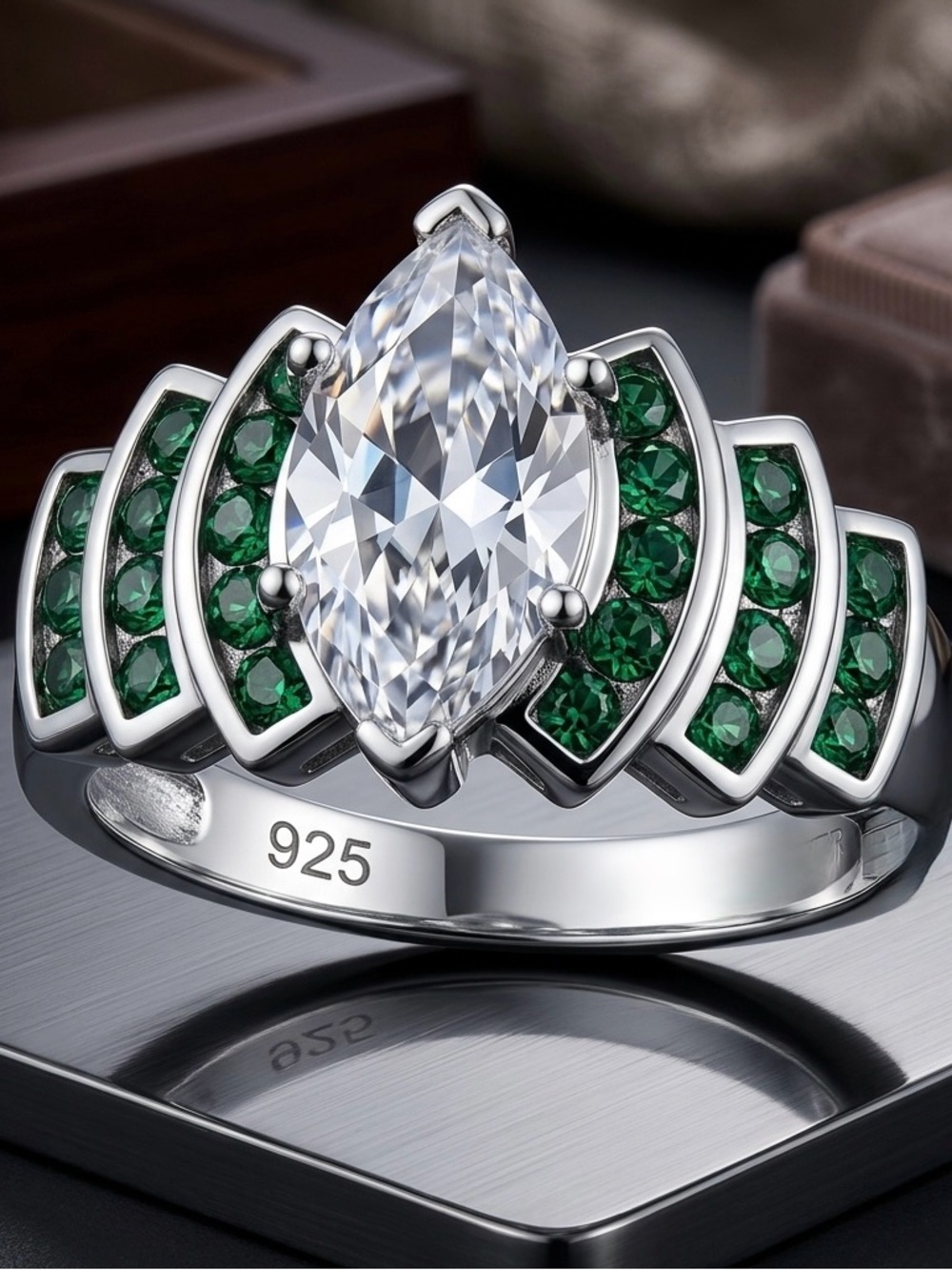 925 Sterling Silver Emerald Green CZ Marquise Clear Cut Statement Ring Size 8